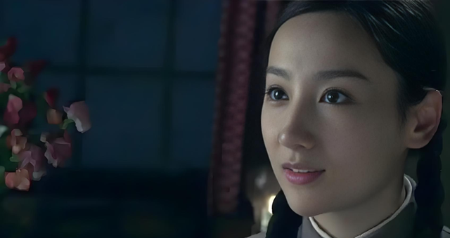 雪豹15年后,五位女演员不红各有苦衷,白月光“萧雅”近照美