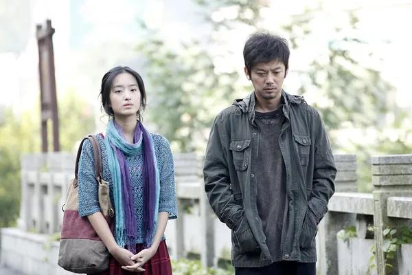 旧时光暗恋深藏 小山村重逢情长 缘何最终爱成奢望