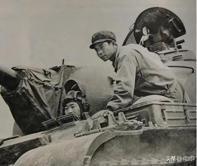 真实版“蛇谷奇兵”,坦克兵快速穿插越北,副政委中弹牺牲