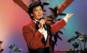 费翔是哪里人(春晚爆红“捞金”后，“崇洋媚外”跑去美国？费翔如今过得怎么样)