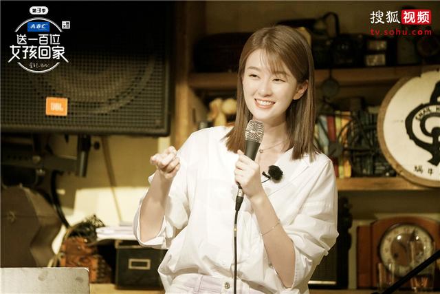 《送一百位女孩回家》迪丽热巴乔欣分享成长经历