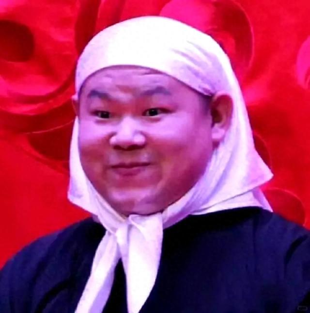 岳云鹏表情包大赏:向佐都被“玩坏”了,网友直呼“笑出腹肌”