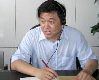 00年,岳阳书记离任时,却猛然发现自己连市委大门都走不出,为何