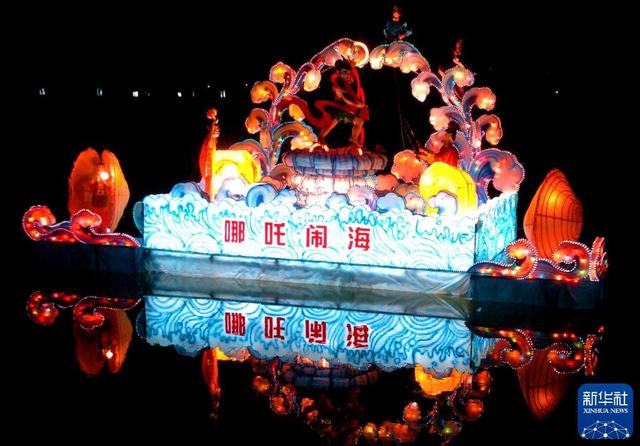 时光相册|这些老照片能告诉你人们对哪吒有多爱