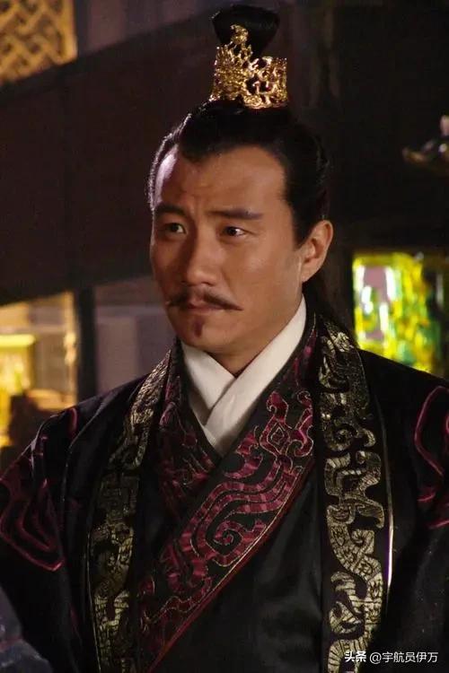 兜来转去,原来胡军的父母是他们夫妻俩!难怪能红遍大江南北