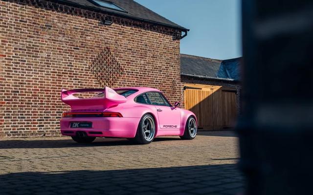 骚粉的保时捷911重制车,全碳定制Gunther Werks 993