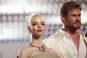 欧莎(《芙莉欧莎》坎城首映「全场起立鼓掌8分钟」　烂番茄开出87%高分)