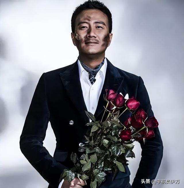 兜来转去,原来胡军的父母是他们夫妻俩!难怪能红遍大江南北