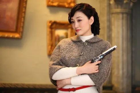 回看《来不及说我爱你》:乱世中的婚姻三人行,虐心的他与她及她