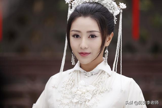 陈圆圆失踪之谜终于揭开,果然是逃走了,如今在贵州深山发现墓地