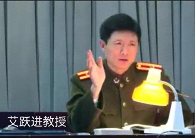 “中国鹰派代表”艾跃进:开口就是“灭日本”,58岁却因胃癌去世