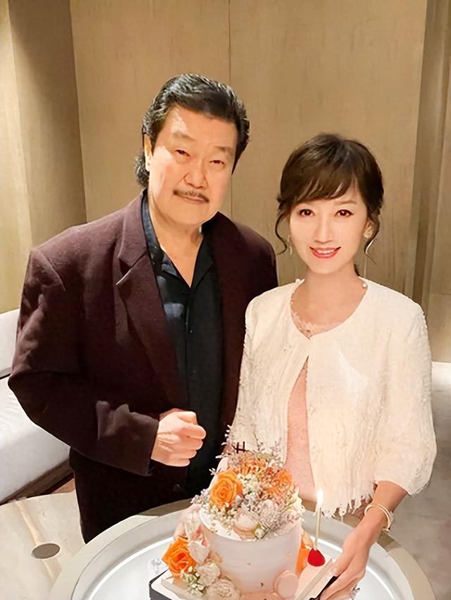 红极一时赵雅芝:带着两个儿子再婚,将丈夫当男朋友让我一生幸福