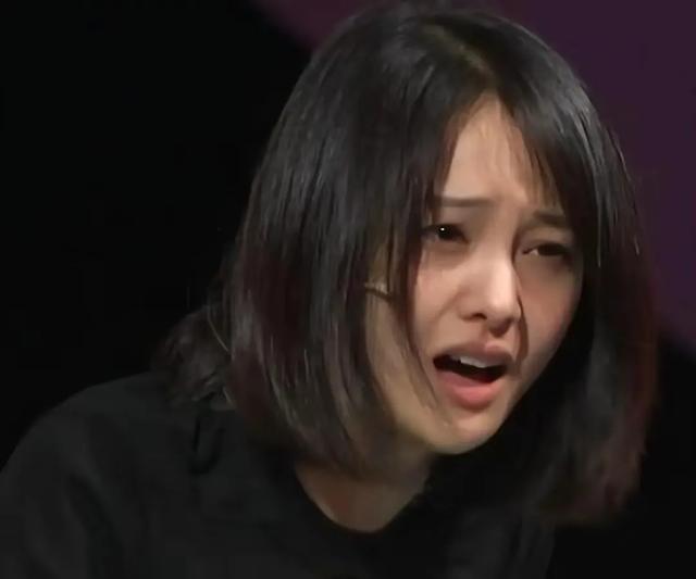 郑爽官宣:2 月开拍短剧,张恒纠葛将被原汁原味曝光,这瓜保熟?