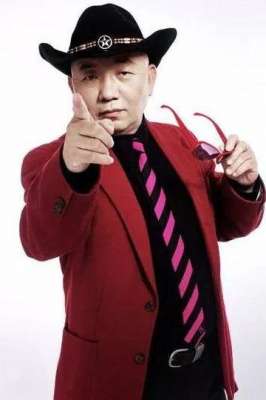 北美崔哥微博(北美崔哥：“北美崔哥”是怎样炼成的？)