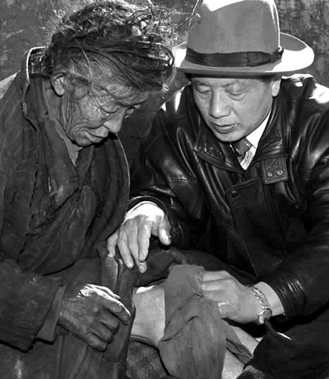 铸牢共同体 中华一家亲|孔繁森的百姓情