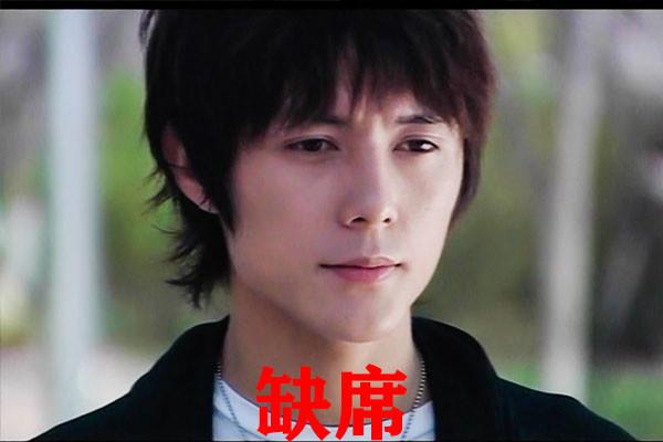铠甲勇士五位初代召唤者回归,黑犀侠在直播间变身,雪獒侠缺席