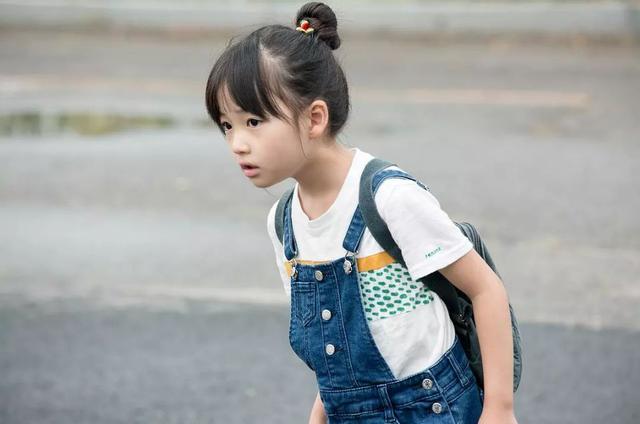 奇幻喜剧电影片《奇妙幽灵》由马东锡、金英光和李瑜瑛担任主演