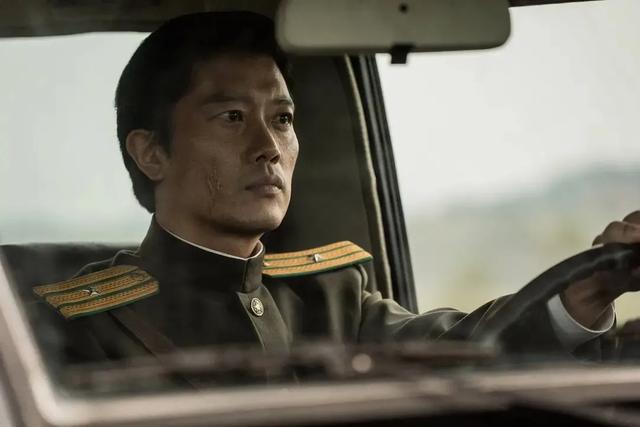 「韩影推荐」韩国犯罪动作电影《VIP》由张东健、李钟硕担任主演