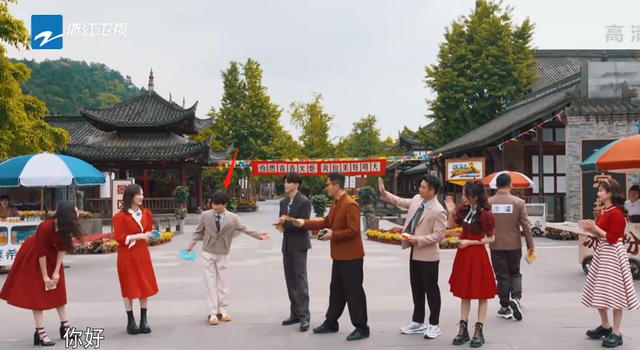 《奔跑吧》群龙无首,嘉宾站位太乱,李晨不作为,周深都救不了