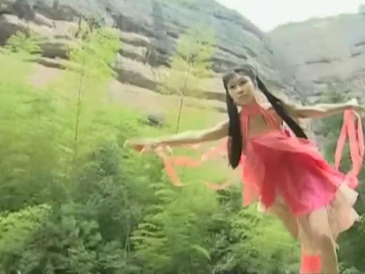 婠婠:一秒钟遇上,几年中爱上,就要用一辈子来念想