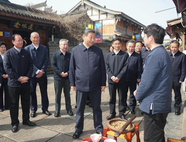 鉴往知来,跟着总书记学历史丨一条河街,书写一座城的荣光与底蕴