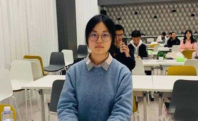 “天才少女”张洗月:婉拒北大,选择清华姚班,她有什么学习秘诀