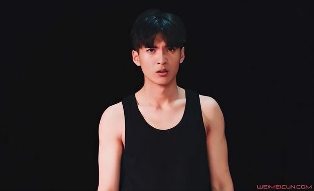 《底线》唐啸云扮演者章煜奇,北电明星班毕业,演技可期