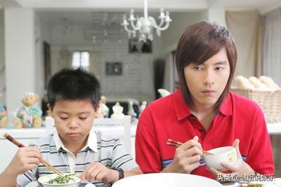 记得《恶作剧之吻》的江裕树吗?14年过去了,如今也长成帅哥了