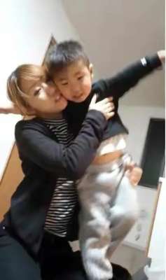 邪恶之家(日本男孩被亲妈藏尸榻榻米，警方：那是恶魔之家，失踪好多人)