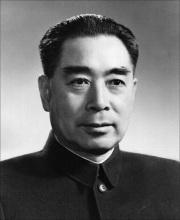 70年代,国宝九龙杯被外国人偷走,周恩来只用一招,让其失而复得