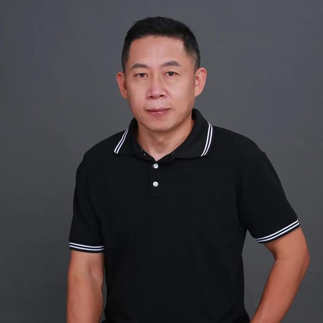 《回家》:他人生中最好的14个年头,都奔跑在寻找孩子的路上