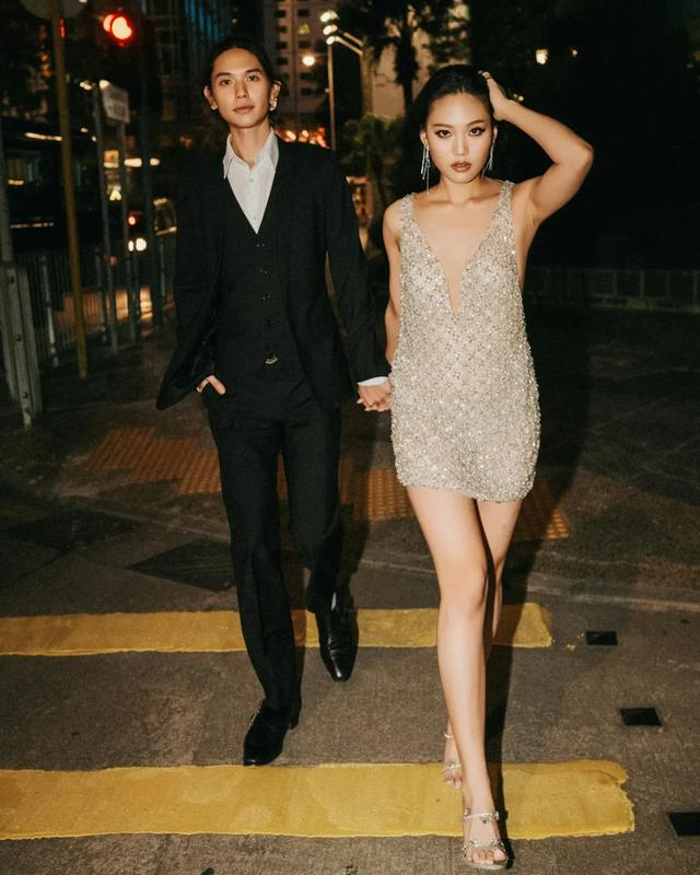 最低调豪门千金获名媛好友庆生，名校毕业创立自家珠宝品牌