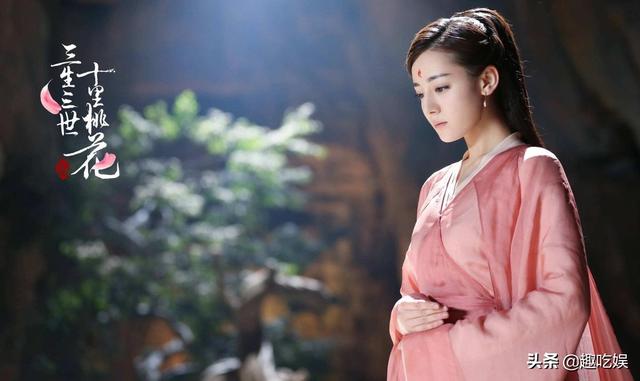 迪丽热巴“上位”史：从女配到顶流，她的成功，多谢贵人相助