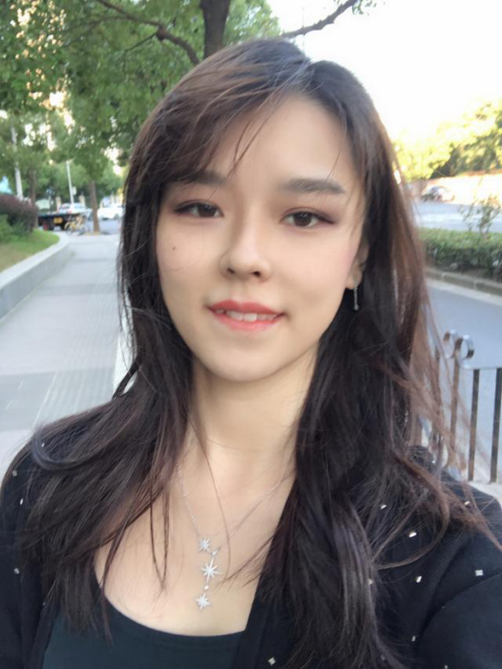 绝地求生女主播真名，小团团的好记，沫子有诗意，呆妹的姓很少见