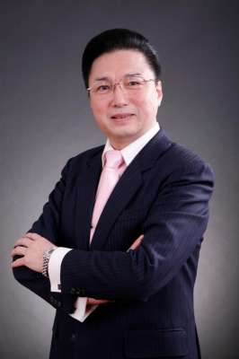 谭派(京剧谭门两代说谭派：要与时俱进，看看创新出不出圈、挨不挨骂)