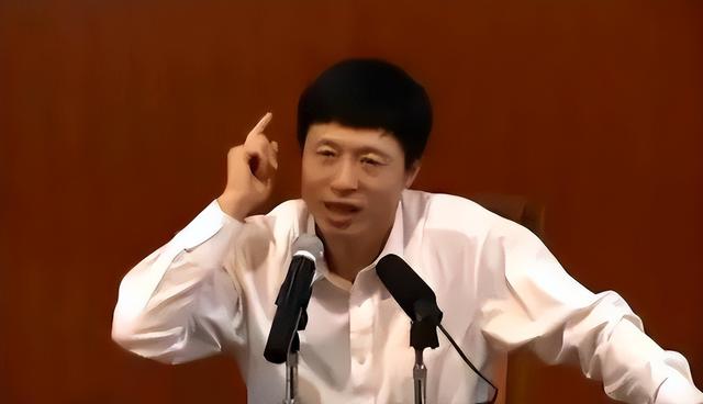 “中国鹰派代表”艾跃进:开口就是“灭日本”,58岁却因胃癌去世