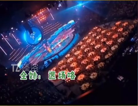 大湾区这夜,70岁成龙唱歌抢拍真尴尬,樊振东忘关麦乱说话丢大人