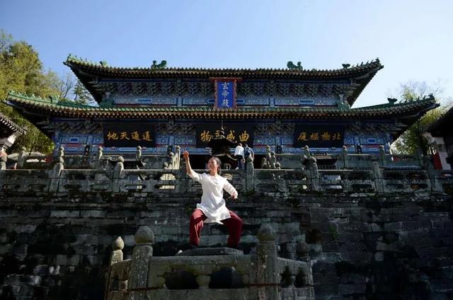 除了太极拳,张三丰的武当派还有哪些“不为人熟知”的武功?