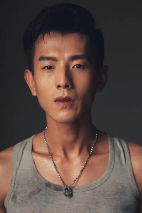 孤独的舞者：王迪的生命陨落与艺术界的反思