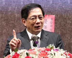 百般刁难(绿营百般刁难 台大校长管中闵上任仅一周遭弹劾)