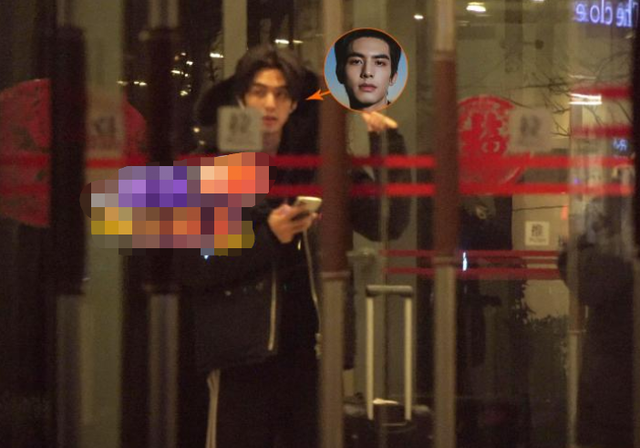 宋威龙刚火又曝新恋情?酒店门口夜会小姐姐,扒其情史:太丰富