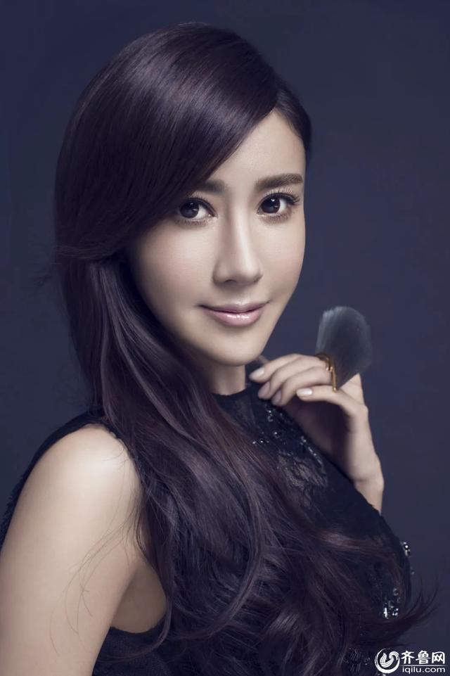 跨界女神张暖雅:荧幕背后的故事,竟如此激励人心?