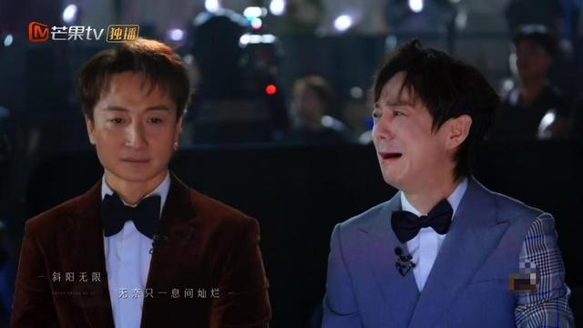 陈慧娴首唱《夕阳之歌》跨越35年的时空和解,陈小春何炅泪撒当场