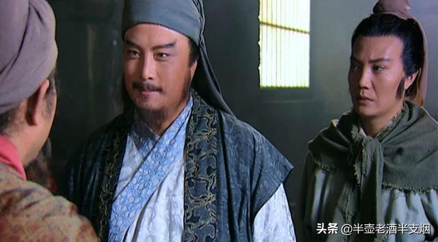 擒斩史文恭后宝马应该归谁?鲁智深武松冷眼旁观,李逵亮出了板斧