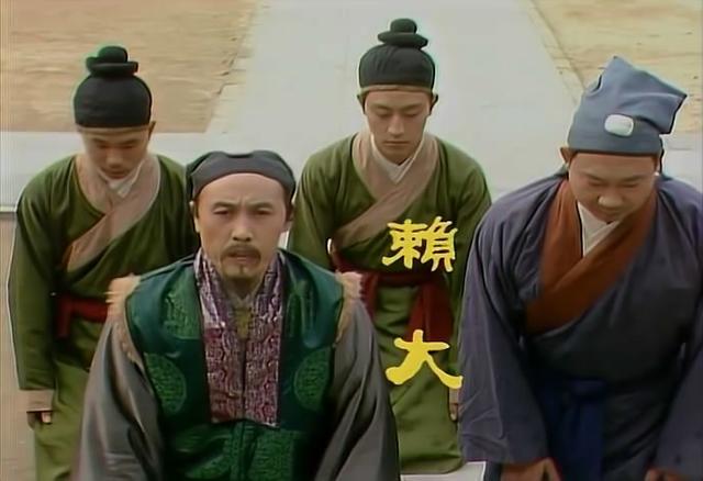 贾府那些不一般的奴才:赖家和周瑞家比贾府还过得滋润?