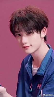 丁程鑫粉丝名(璀璨星河中的闪耀新星——丁程鑫)