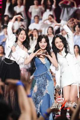 尚雯婕歌曲(顶级“回忆杀”何洁黄雅莉合唱《爱你》，尚雯婕刘力扬破除谣言)