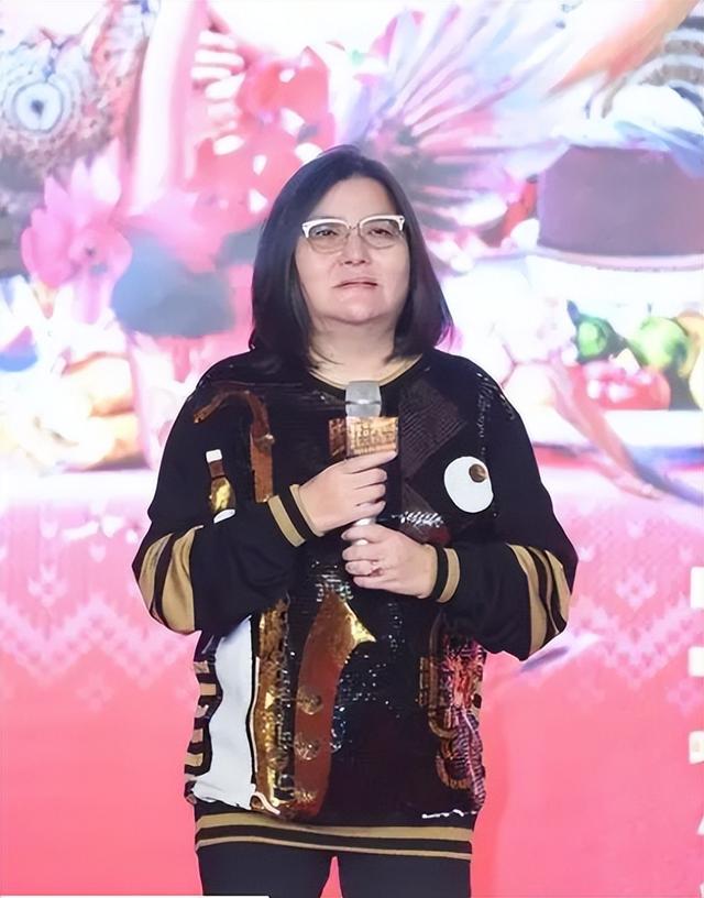 陈宝莲之子邱煌祎:心痛生母早逝,恩怨如风亲情有泪