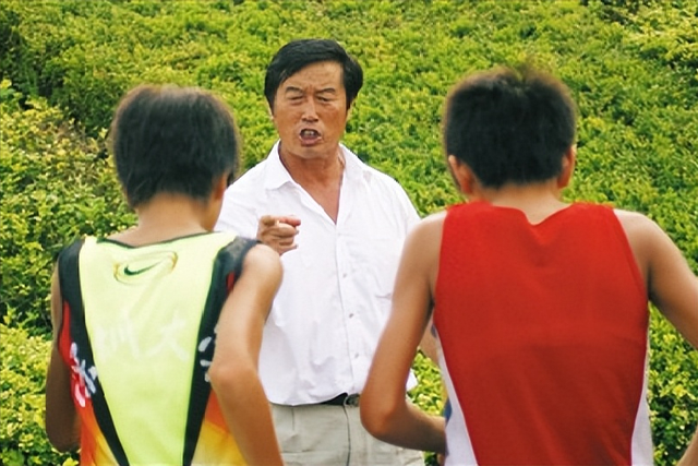 虐待殴打、逼迫队员服禁药、集体割阑尾,冠军教练马俊仁有多离谱