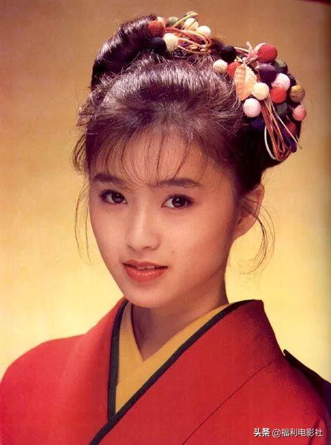 被毒瘾和渣男毁掉的酒井法子:一入毒圈深似海,人生再无回头路